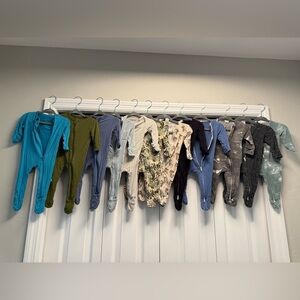 Lot of 12 - Kyte and Larkspur Bamboo Footies - Size 0-3